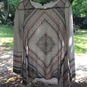 Large, long sleeve, pattern designed shirt